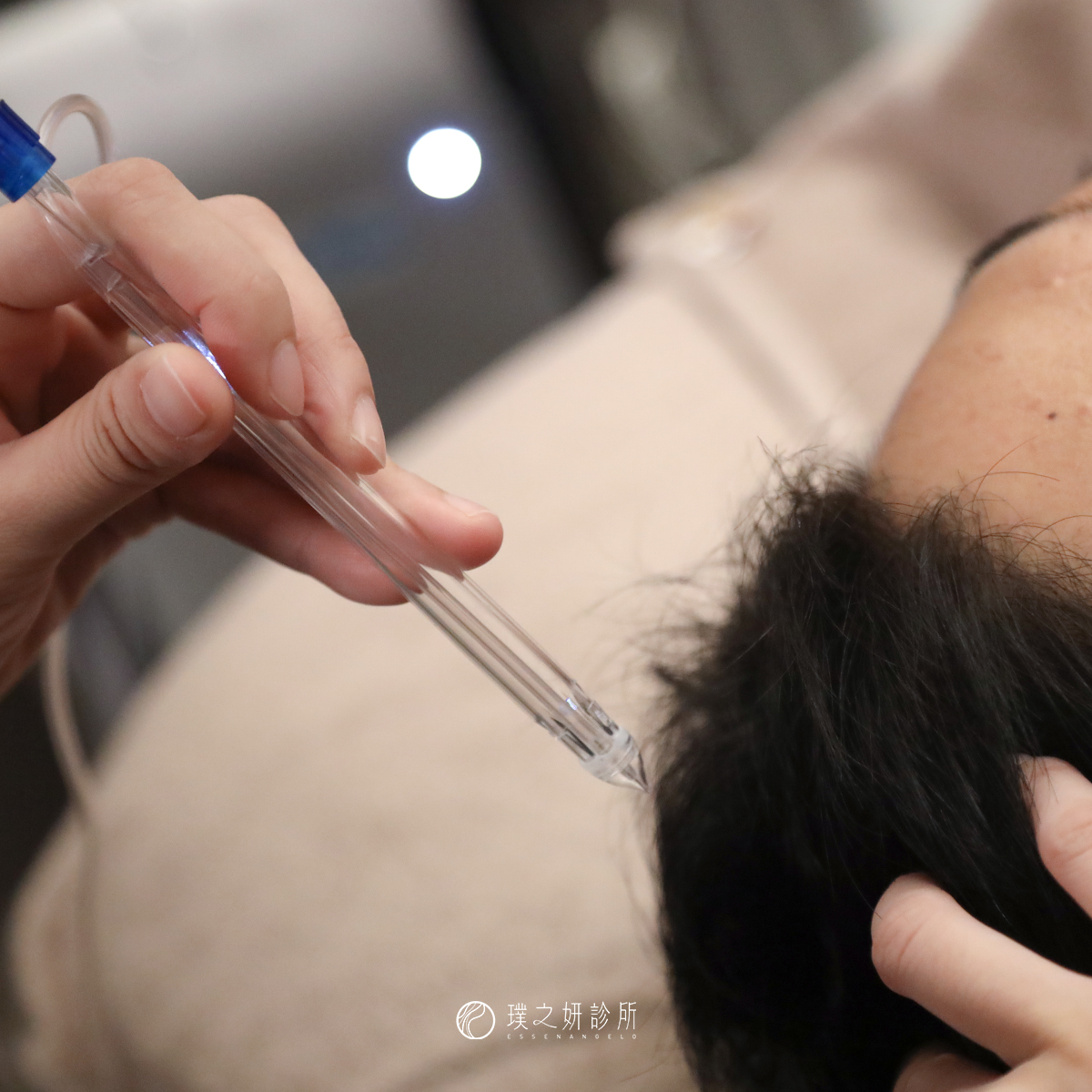 JetPeel 潔皮養護_深層清潔頭皮的老廢角質與污垢，減少毛囊堵塞